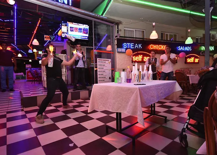 מלון דירות Golden Orange