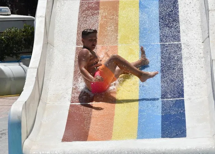 Golden Orange מלון דירות מרמריס