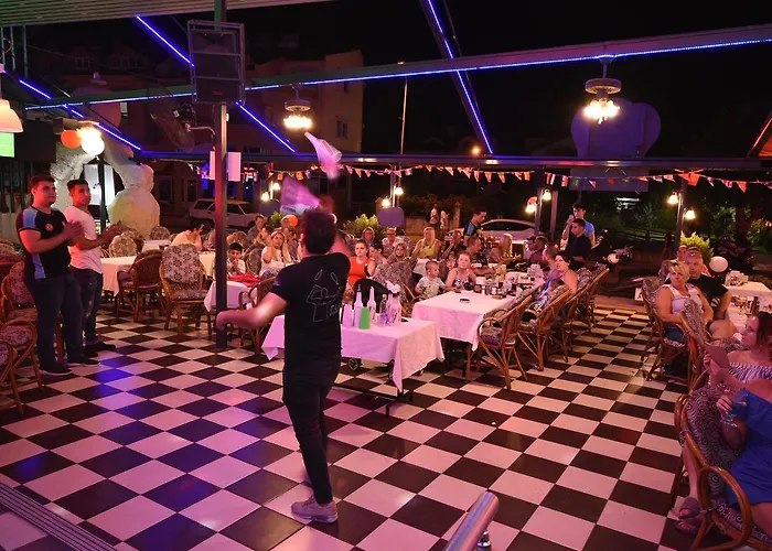 מלון דירות Golden Orange מרמריס