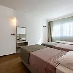 Golden Orange Aparthotel 4*