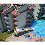 Golden Orange Aparthotel 4*
