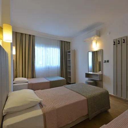 Aparthotel Golden Orange 4*
