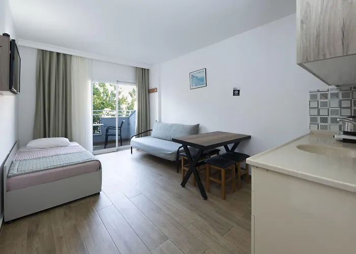 Golden Orange Aparthotel