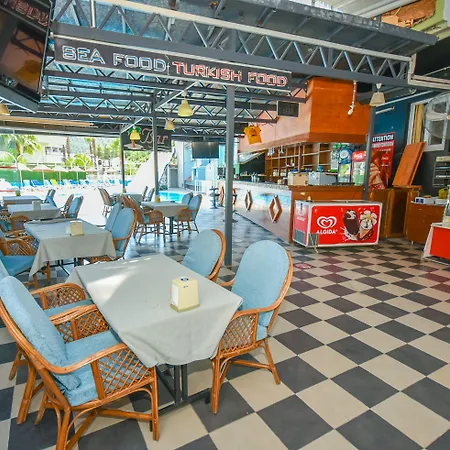 מלון דירות Golden Orange