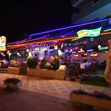 מלון דירות Golden Orange