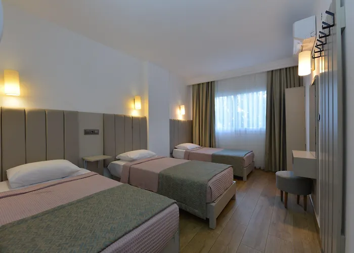 Golden Orange 4* Μαρμαρίς