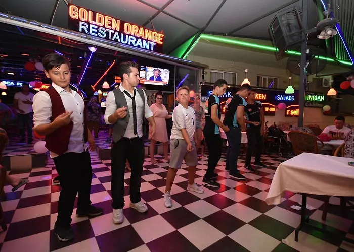 Ξενοδοχείο με διαμερίσματα Golden Orange 4*